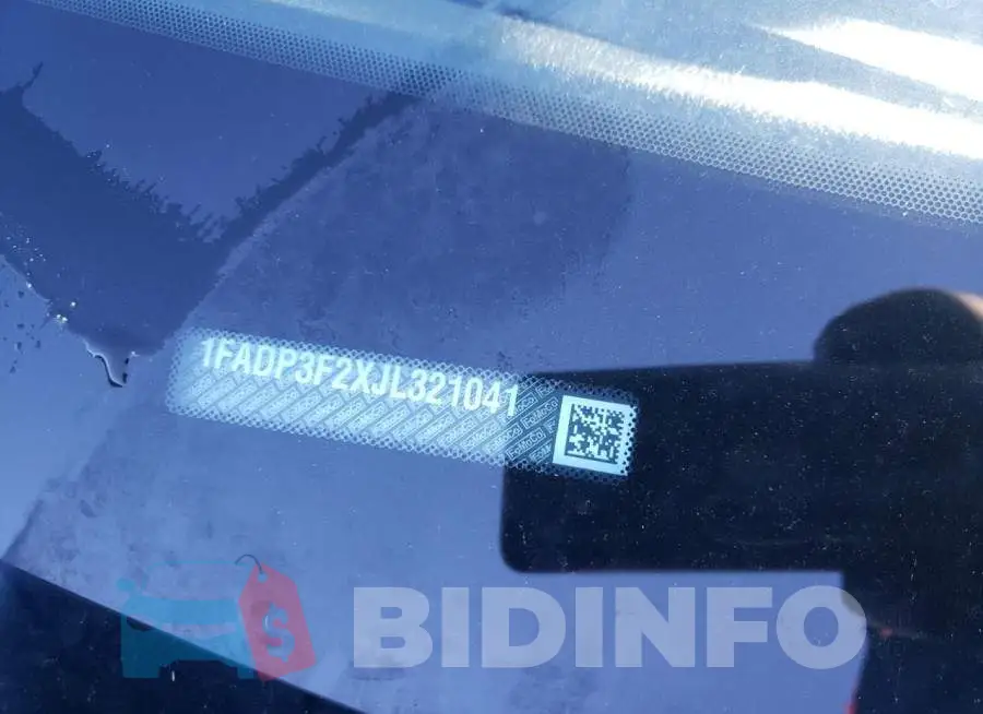1FADP3F2XJL321041 Photo# 10