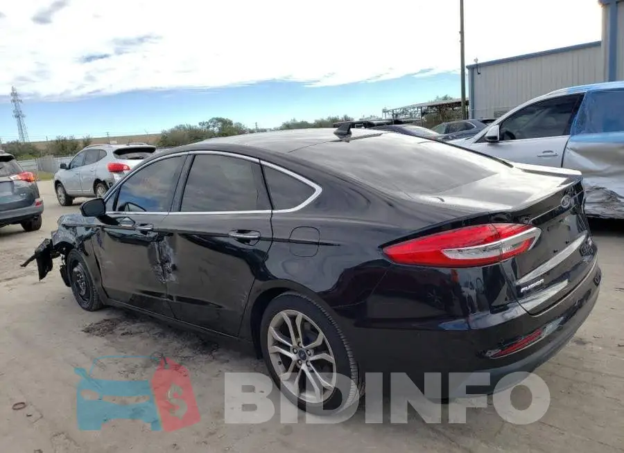 3FA6P0CDXKR180438 Photo# 2