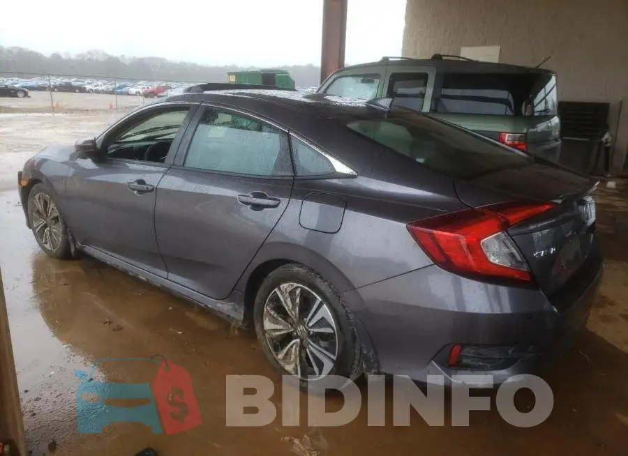 19XFC1F30HE008675 Photo# 2