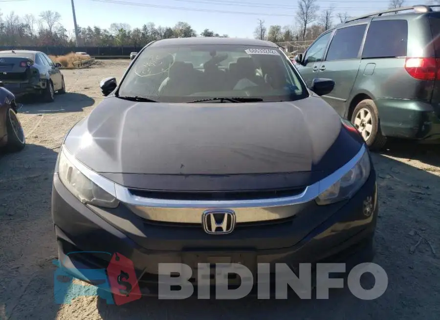 19XFC2F56GE202438 Photo# 5