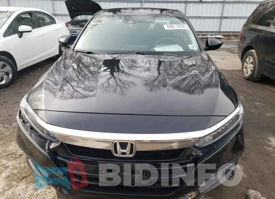 1HGCV1F12JA185797 Photo# 5