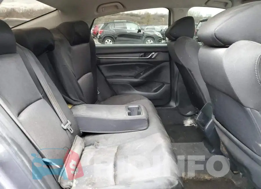 1HGCV1F17KA140761 Photo# 6
