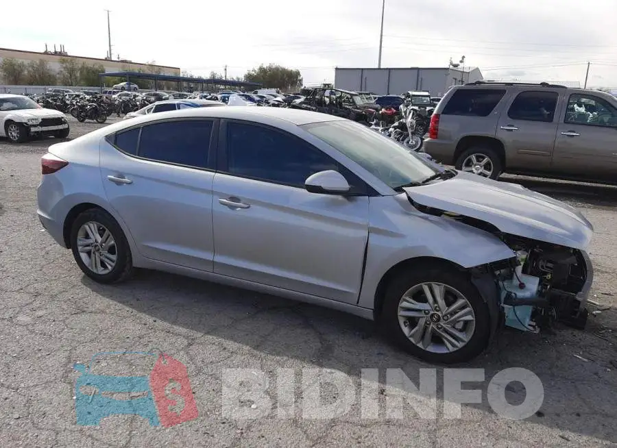 KMHD84LF9LU025781 Photo# 4