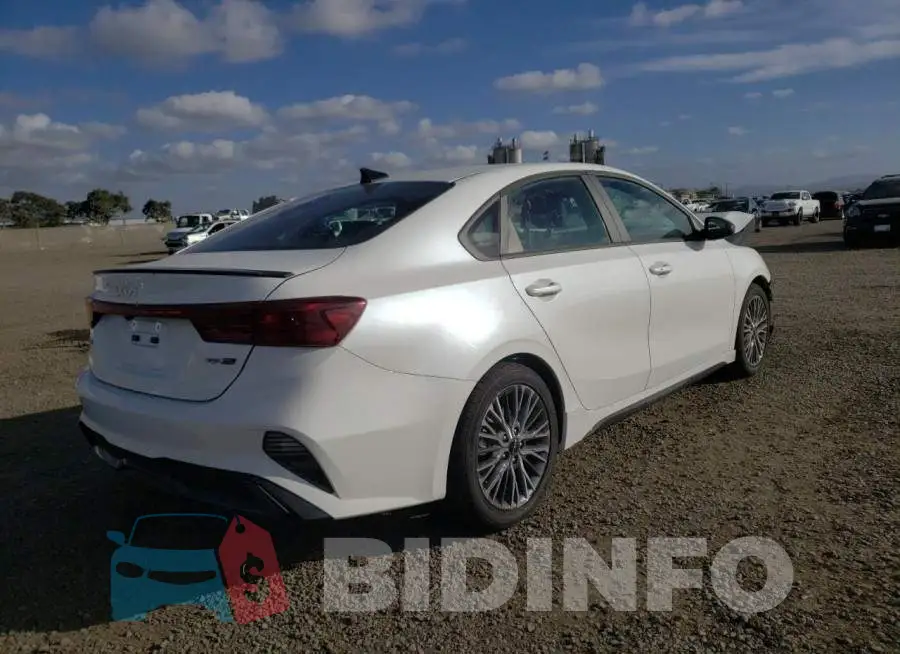 3KPF54AD2PE521761 Photo# 4