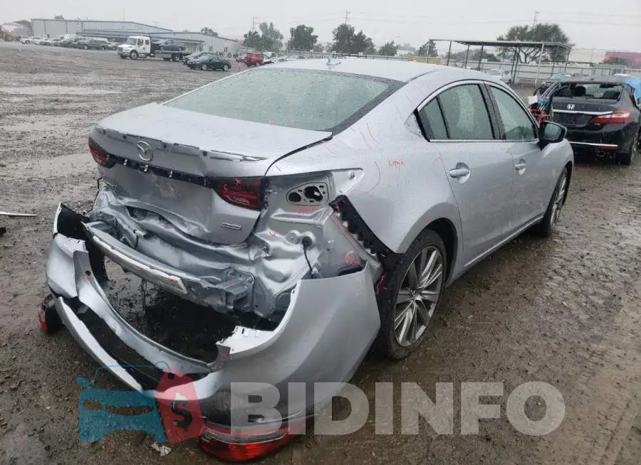 JM1GL1WY1J1329231 Photo# 4