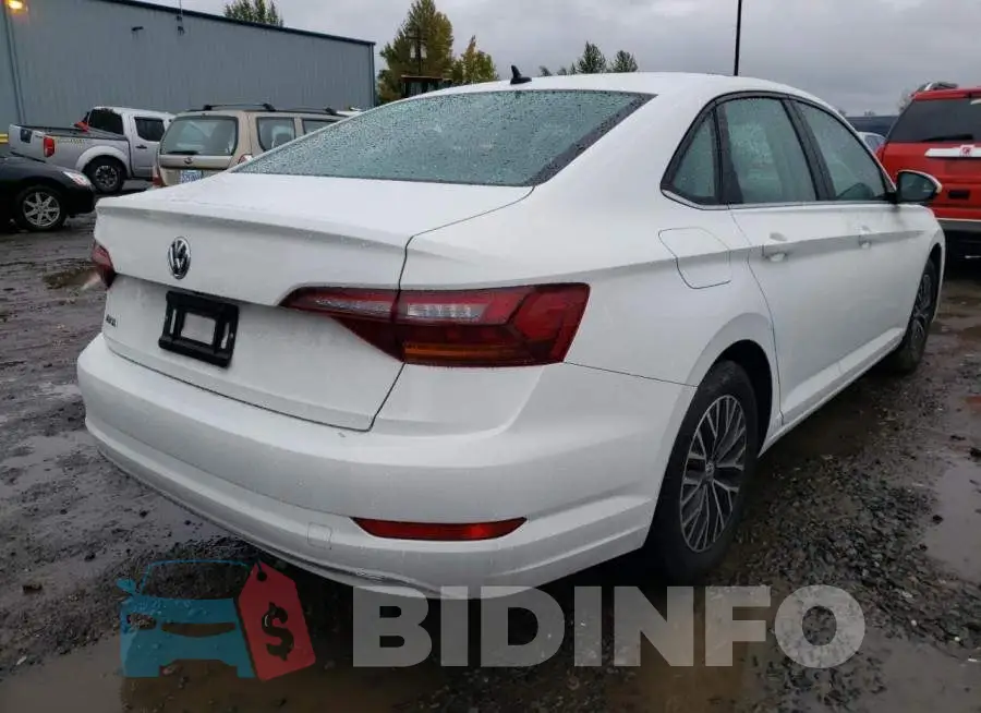3VWCB7BUXKM163137 Photo# 4