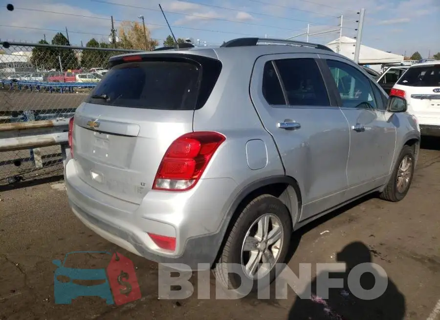 3GNCJLSB9HL288746 Photo# 4