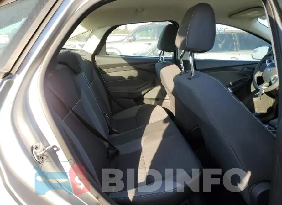 1FADP3E28EL104983 Photo# 6