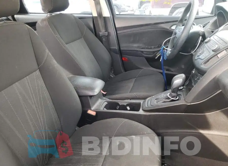 1FADP3F21JL223578 Photo# 5
