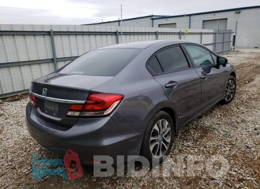 19XFB2F87FE201553 Photo# 4