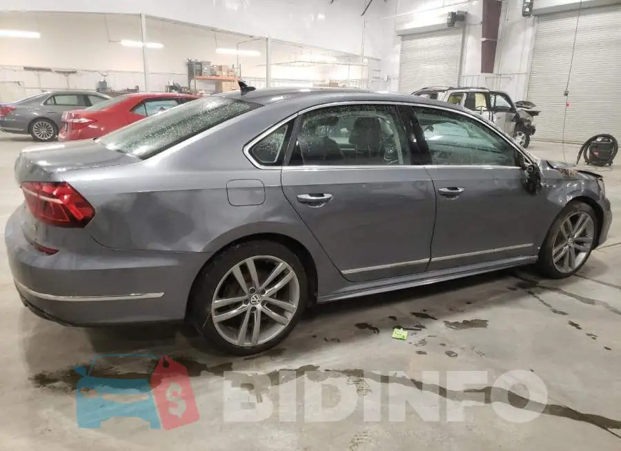 1VWDT7A3XHC032892 Photo# 3