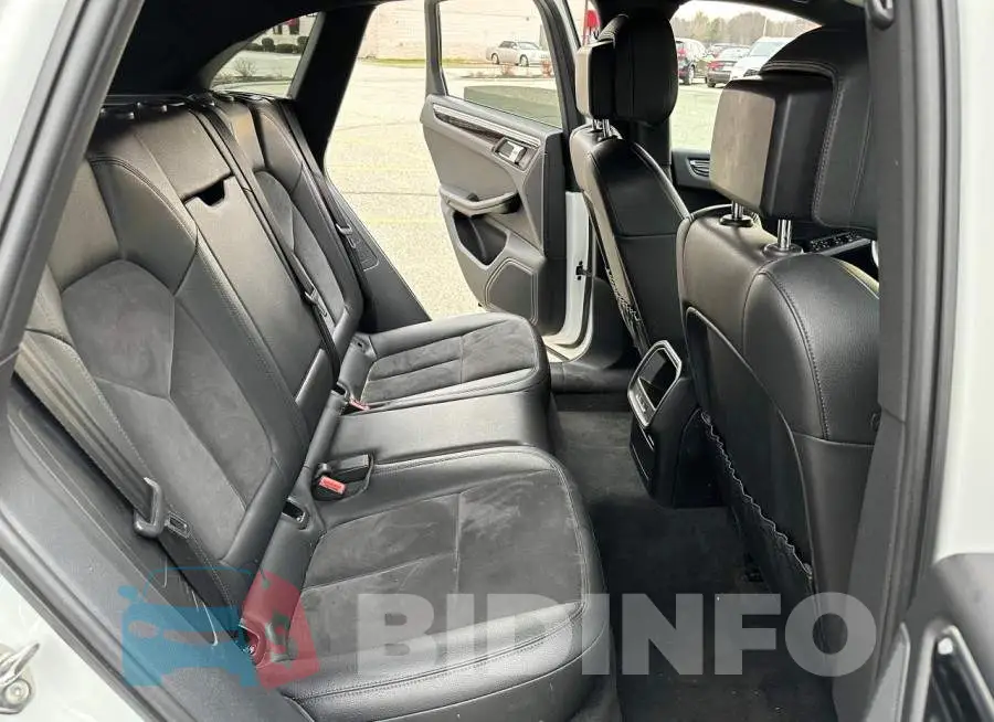 WP1AB2A51FLB52962 Photo# 6
