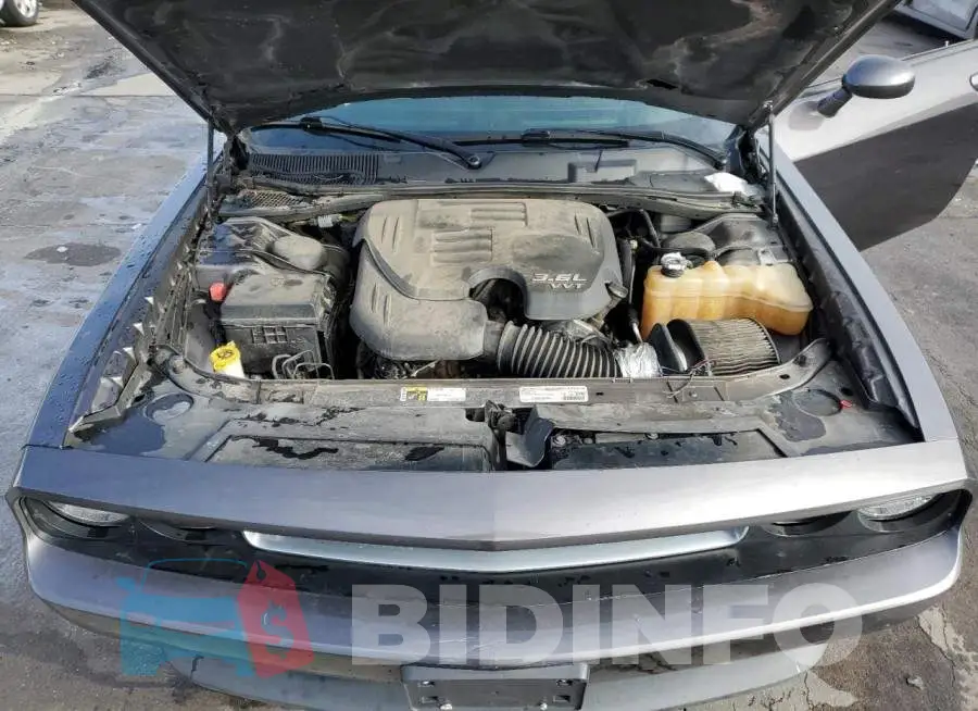 2C3CDYAG8EH203155 Photo# 11