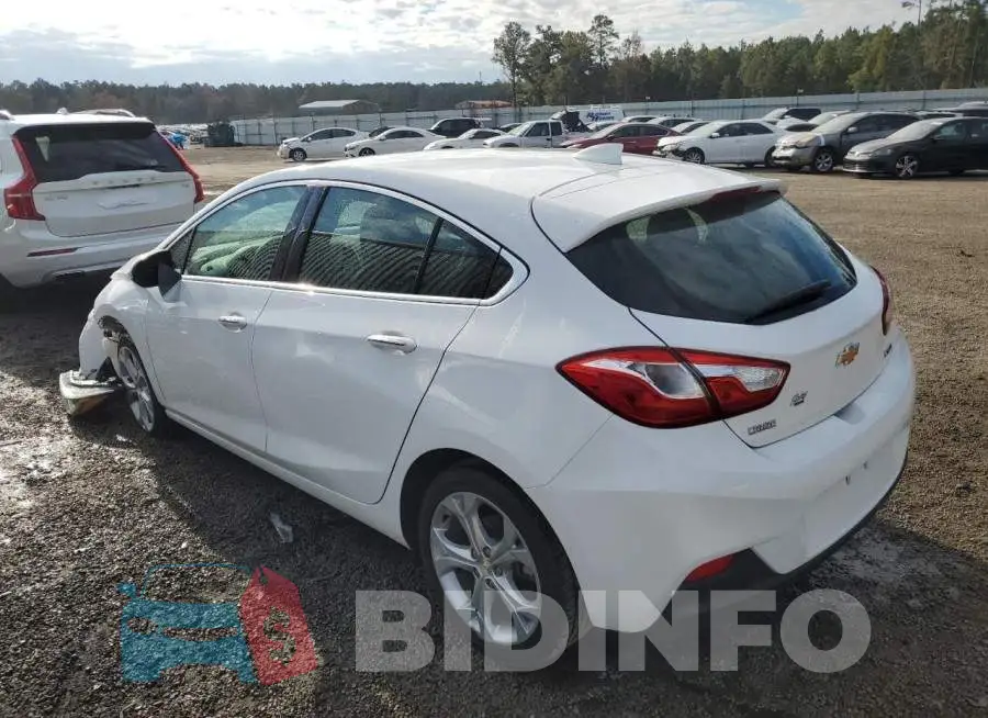 3G1BF6SM6JS555760 Photo# 3