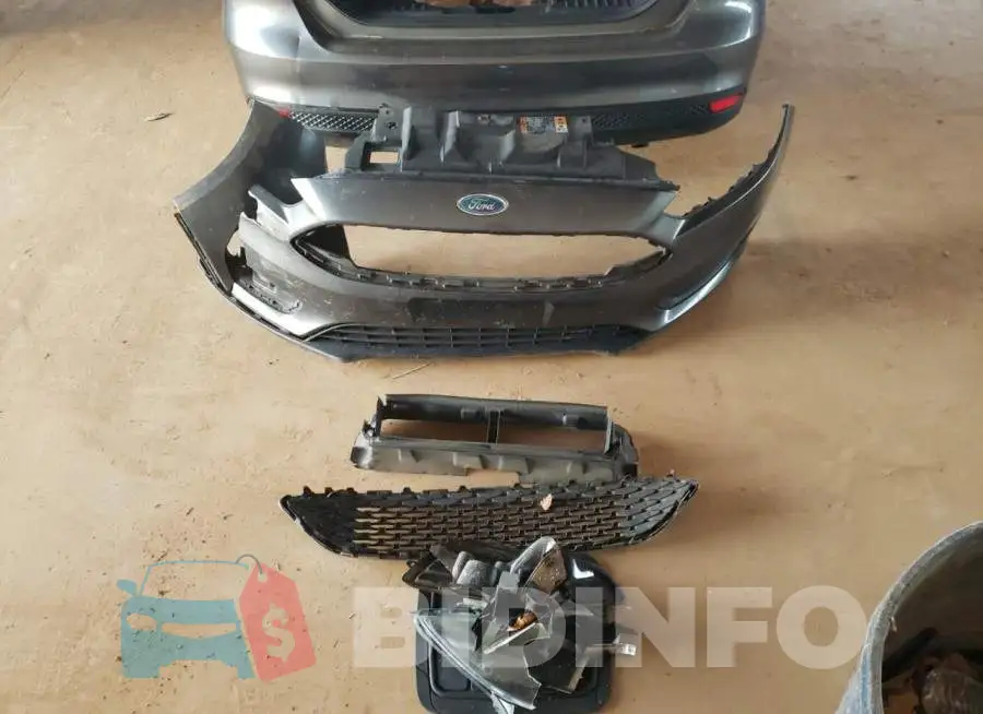 1FADP3E25FL246998 Photo# 12