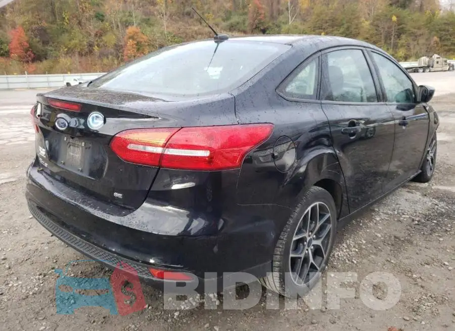 1FADP3F22JL215649 Photo# 4