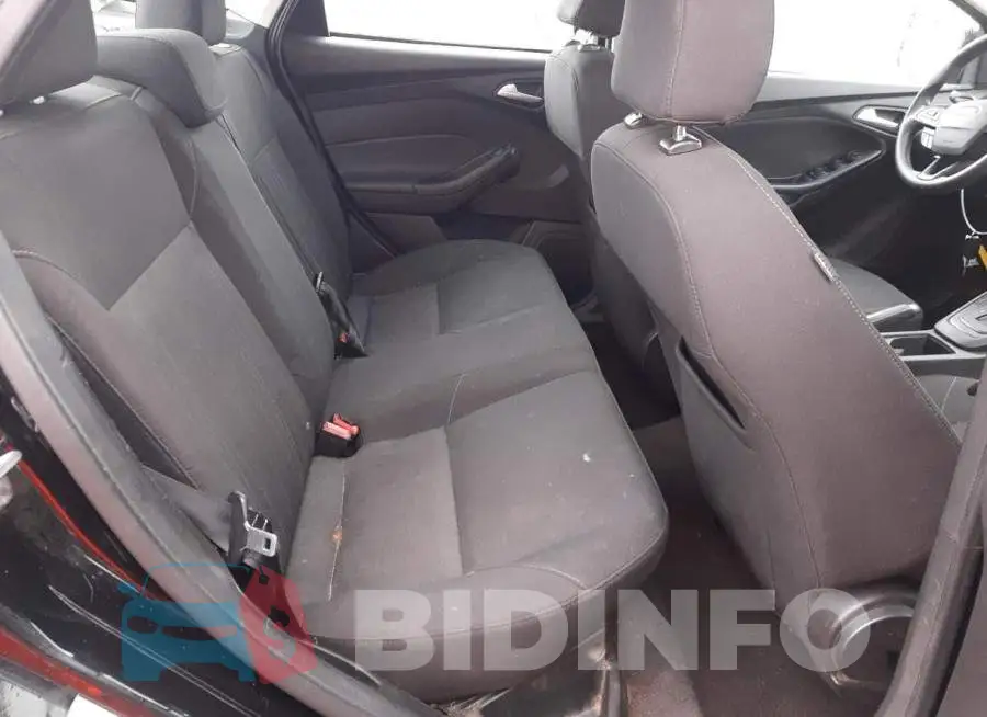 1FADP3F25GL206131 Photo# 10
