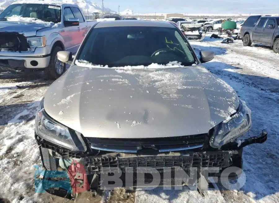 1HGCR2F51FA118354 Photo# 5