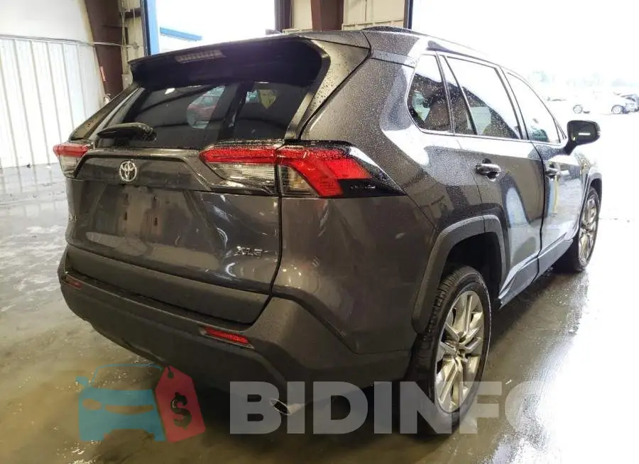 2T3C1RFV6NC184446 Photo# 4