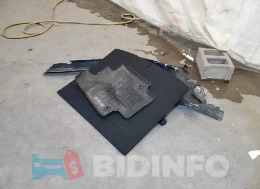 2T3G1RFV6MW148741 Photo# 13