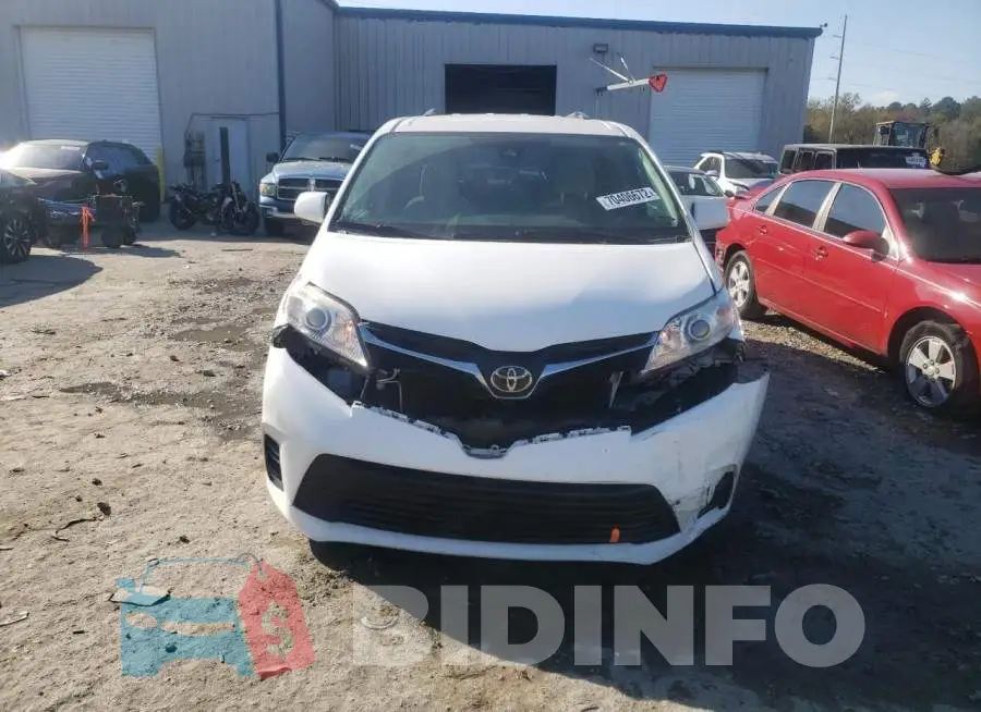 5TDKZ3DC8JS943157 Photo# 5