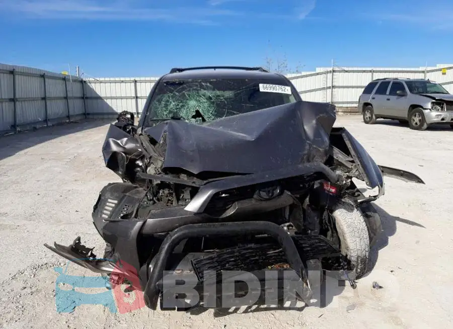 JTEBU5JR9F5208277 Photo# 9