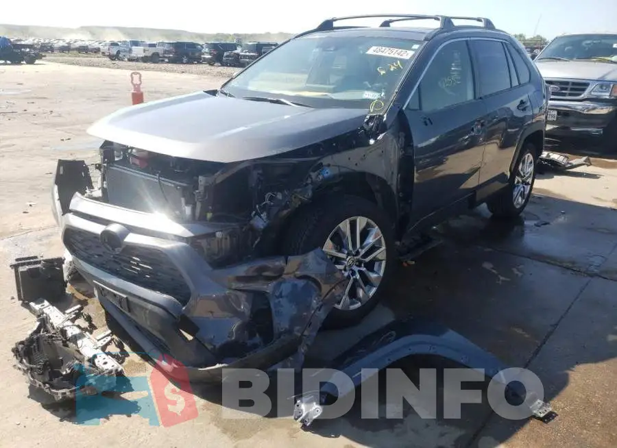 JTMC1RFV8MD522858 Photo# 2
