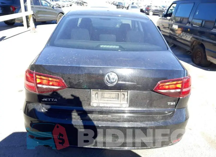 3VW267AJ3GM320943 Photo# 6