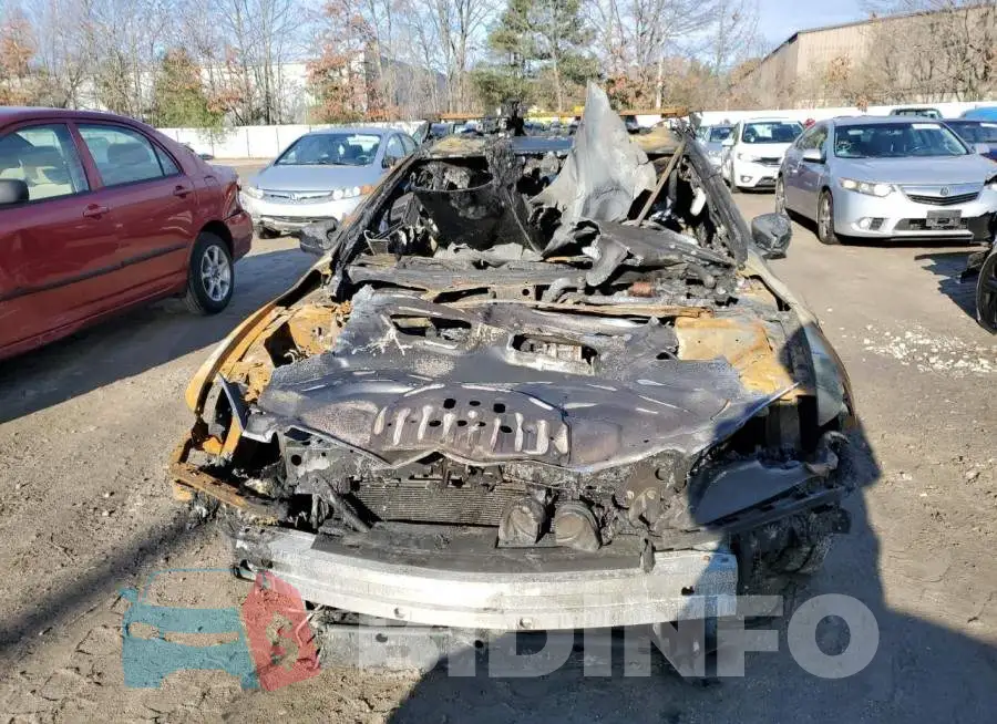 19UUB3F5XHA002152 Photo# 5