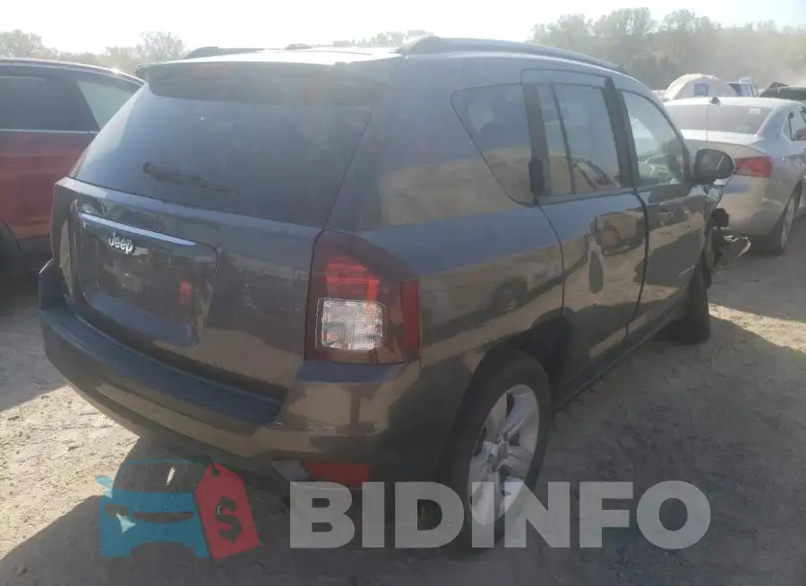 1C4NJCBA2GD615713 Photo# 4