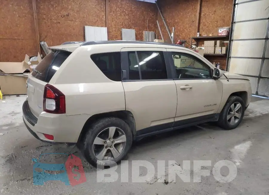 1C4NJDEB5GD766748 Photo# 3