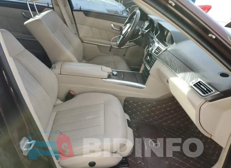 WDDHF5KB8EA923153 Photo# 5