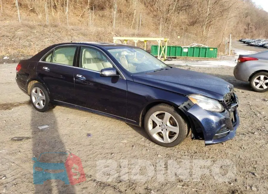 WDDHF8JB8FB093370 Photo# 4