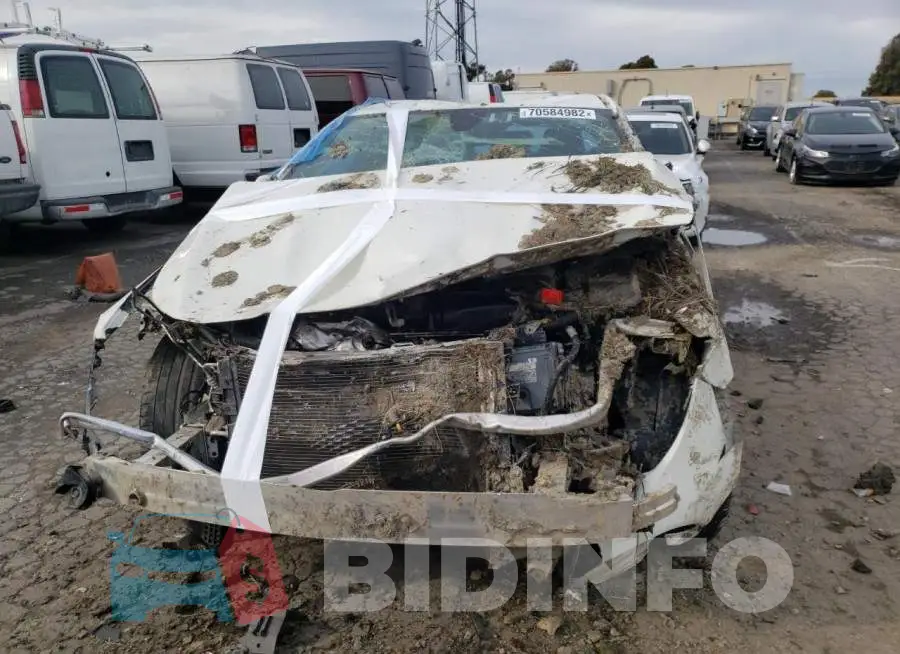 WDDSJ4EB5JN582162 Photo# 5
