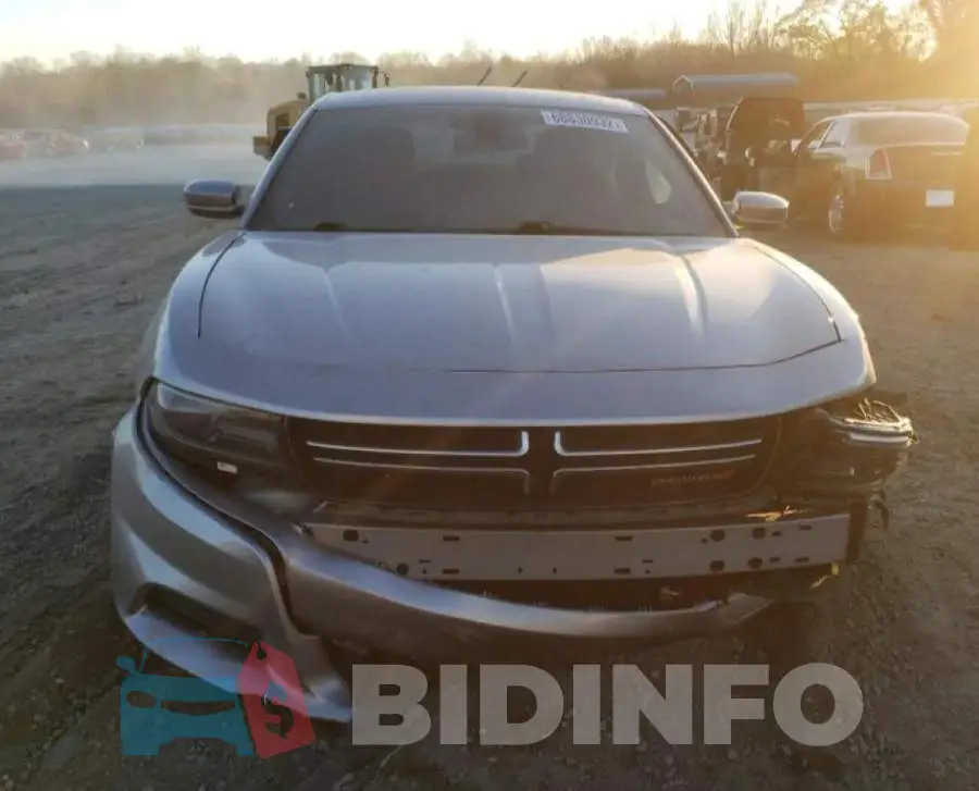 2C3CDXBG4FH856818 Photo# 5