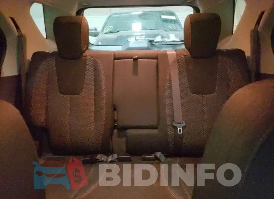 2GNFLFE39E6330541 Photo# 10