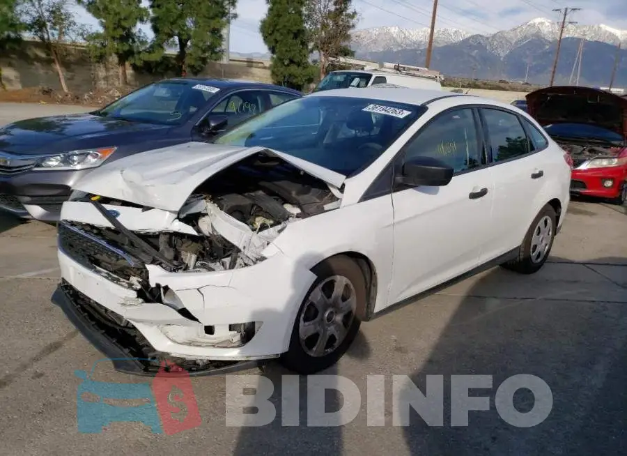 1FADP3E20GL270899 Photo# 1