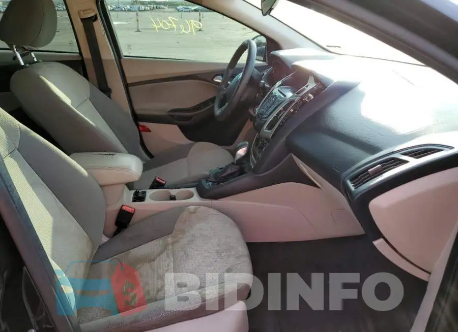 1FADP3F20EL359626 Photo# 5
