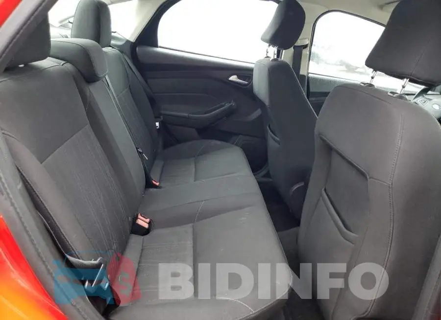 1FADP3F2XGL279494 Photo# 10