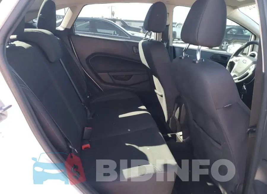3FADP4BJXHM138332 Photo# 6