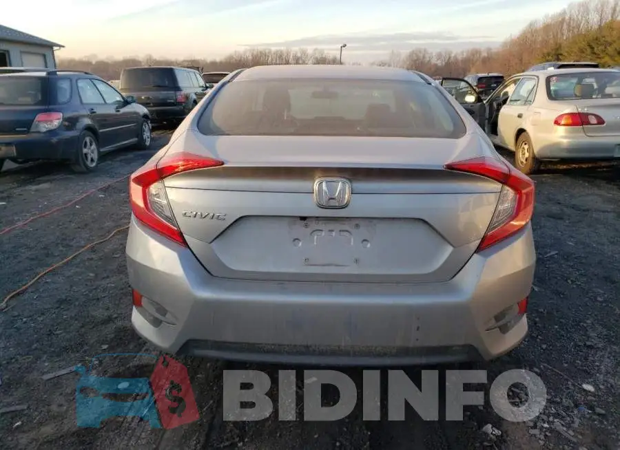 19XFC2F53JE205921 Photo# 6