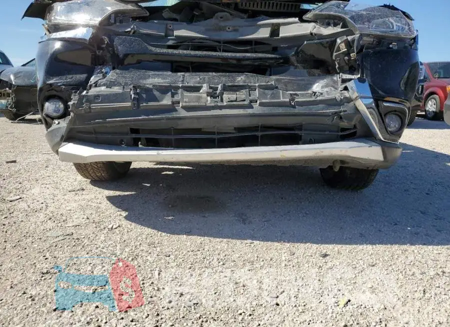 JA4AD3A36JZ005472 Photo# 9