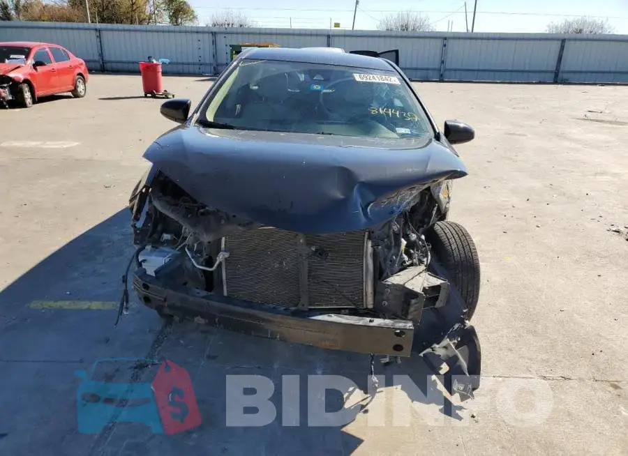 2T1BURHE5HC814437 Photo# 5