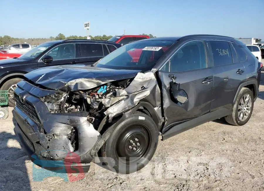 2T3C1RFV6MW152349 Photo# 1