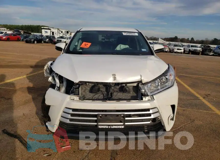 5TDZZRFH3KS350270 Photo# 5