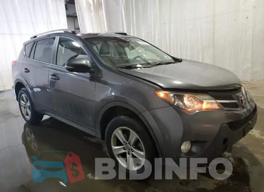 JTMRFREVXFJ047117 Photo# 4