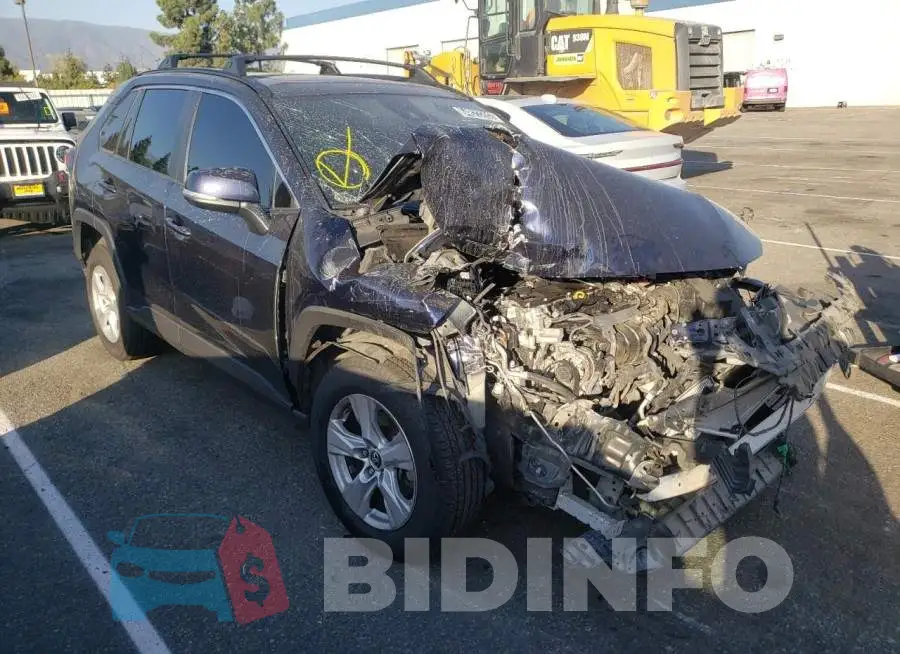 JTMW1RFV2KD503541 Photo# 4