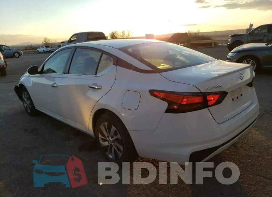 1N4BL4BV1MN355032 Photo# 2