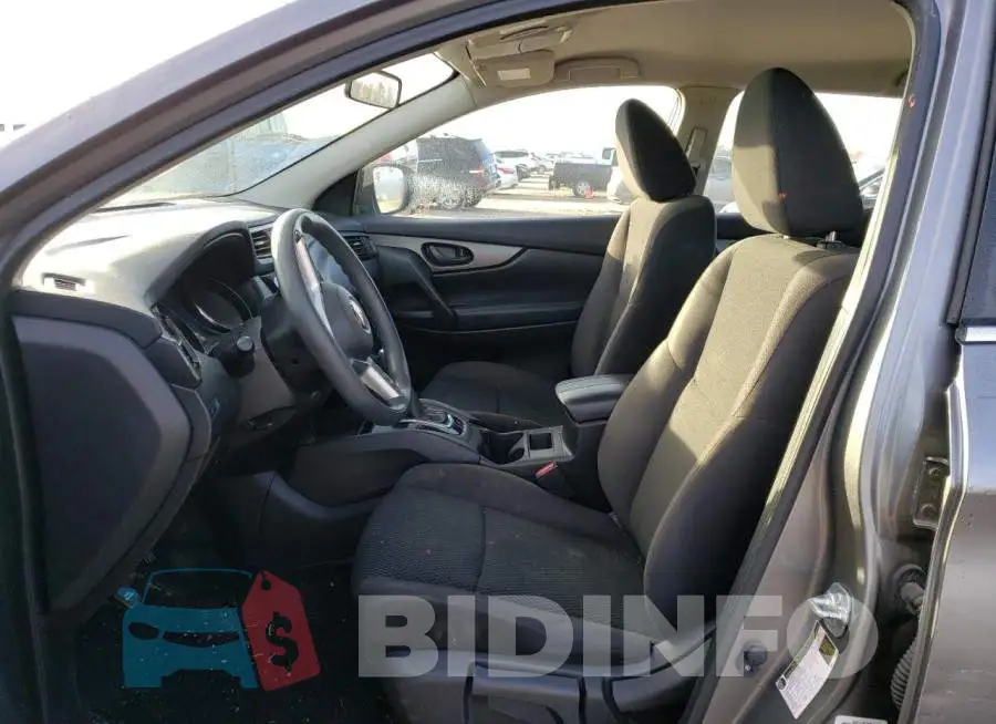 JN1BJ1CPXHW021373 Photo# 7