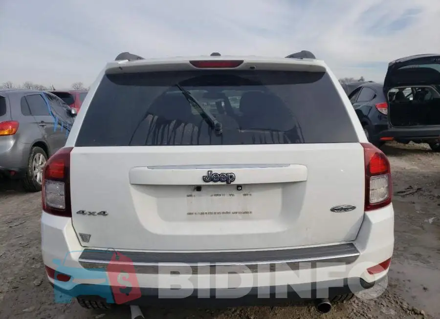 1C4NJDEB5GD764496 Photo# 6